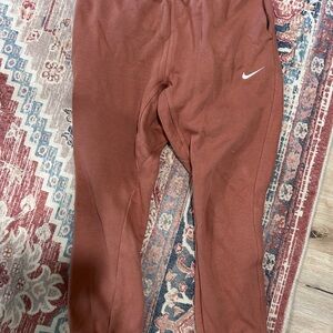 Nike Rust Clay Fleece Jogger Sweatpants L Drawstring Athleisure Pants